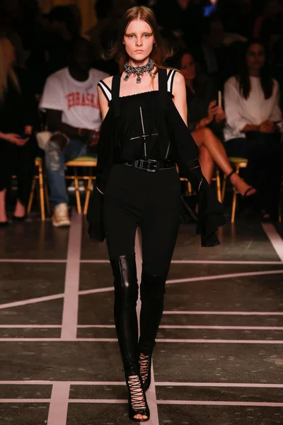 Look 53